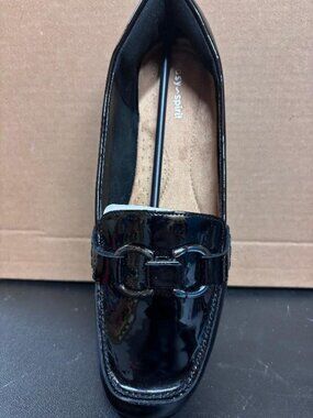 Womens size 9 flats
